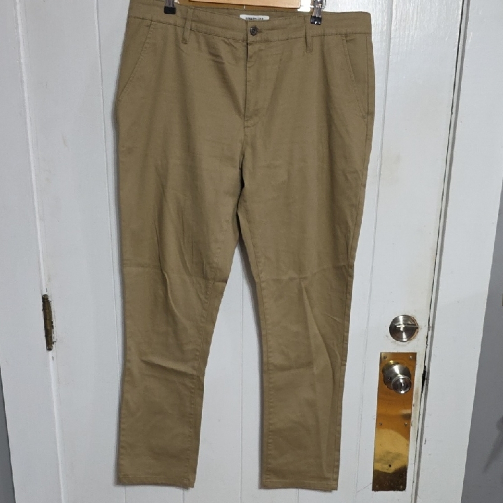 Kenneth Cole Slim Fit Men's Pants Tan Dress Casual Stretch Sz 38x32 EUC